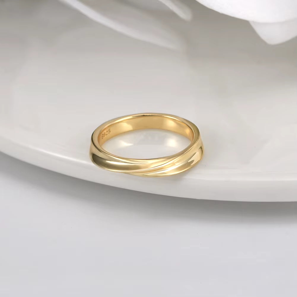 2024 New Arrival Fashion Jewelry S925 Sterling Silver 18K Gold Plated Ring Minimalism Design Women Men Twist Ring for Gifts